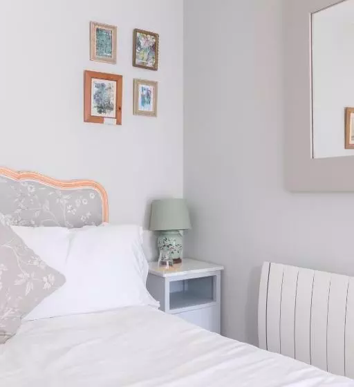 ベッドアンドブレックファースト The Rear Of The Plough,everdon