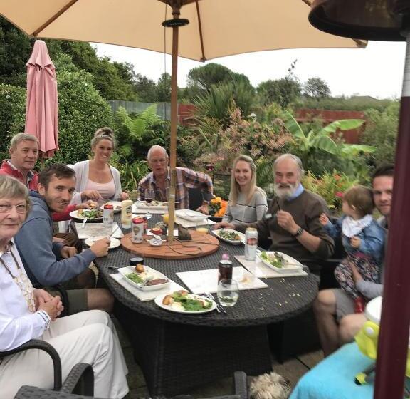 Bed and Breakfast Gwynarth Guest House