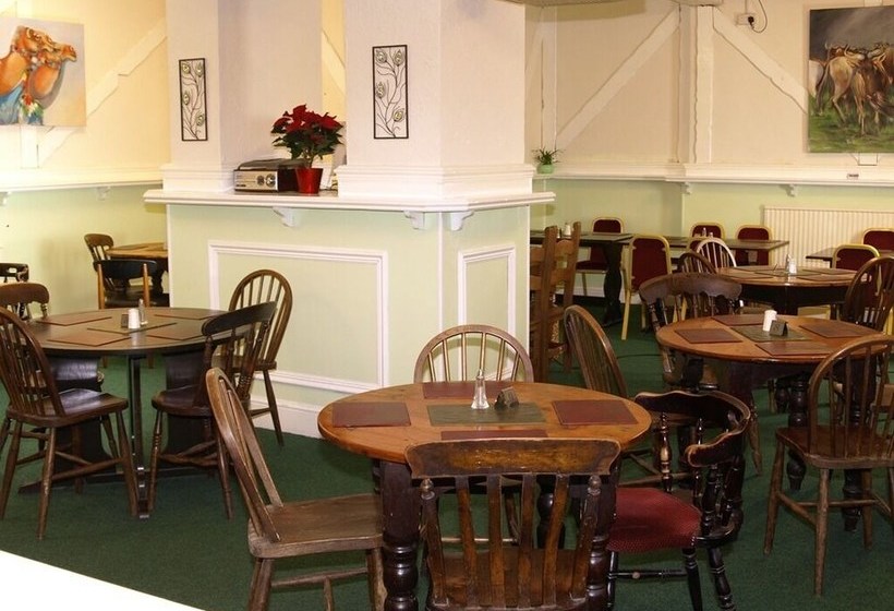 Хостел The Hendrewen