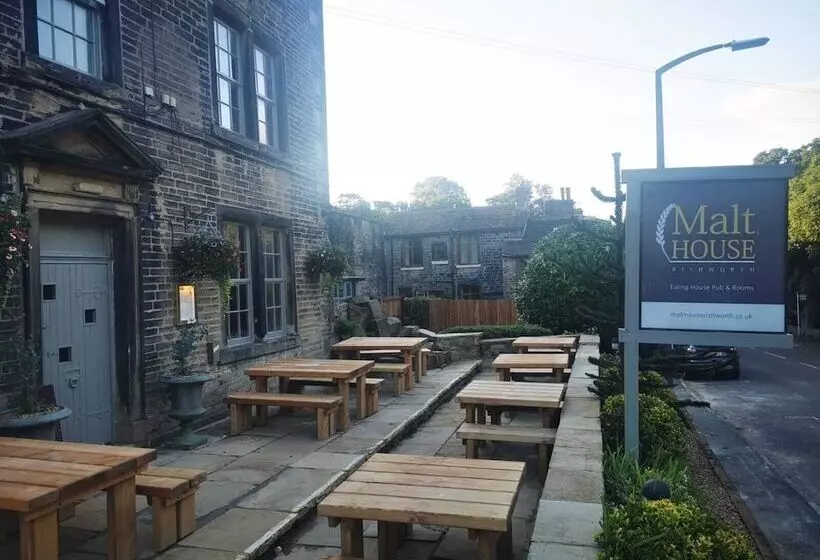 簡易ホテル The Malthouse