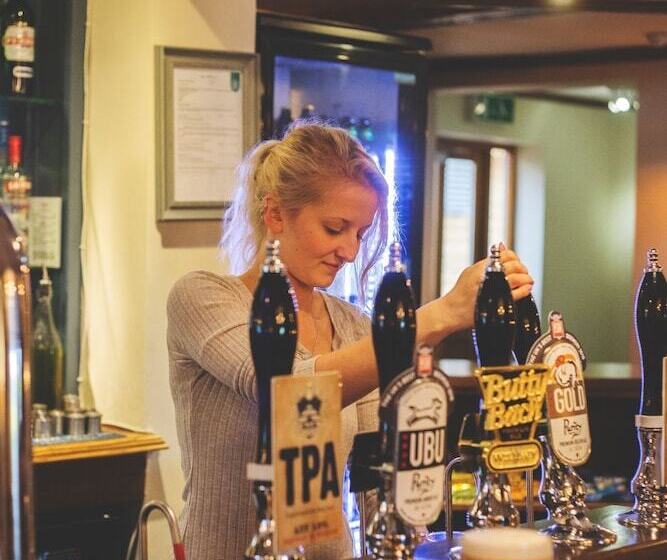 Хостел The Throckmorton