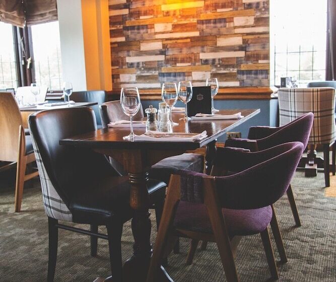 Хостел The Throckmorton