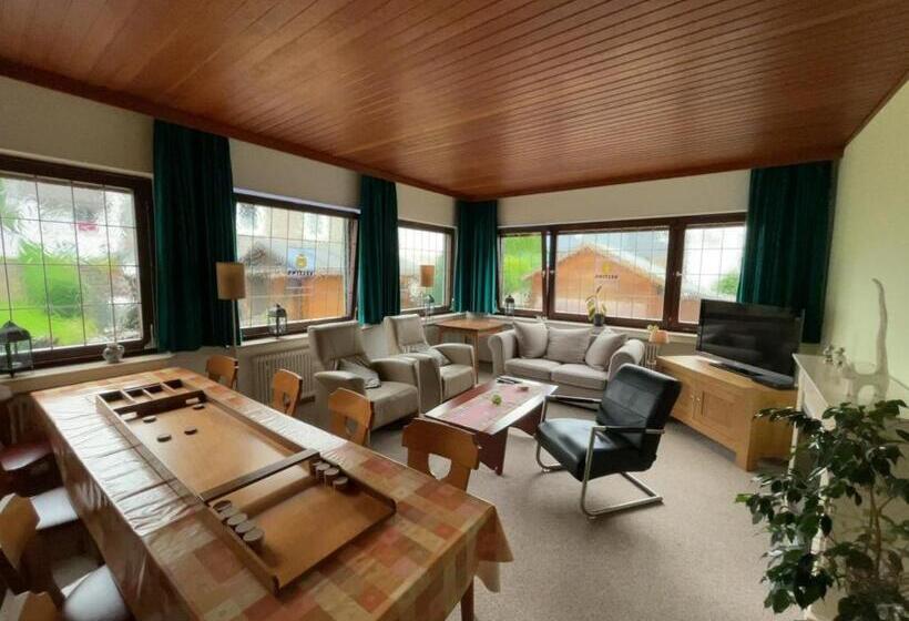 Отель Haus Erlen