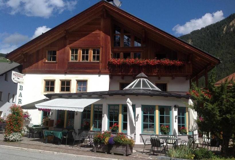 ペンション Garni Pineta