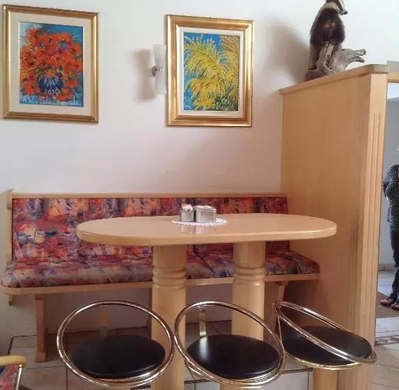 Majatalo Garni Pineta