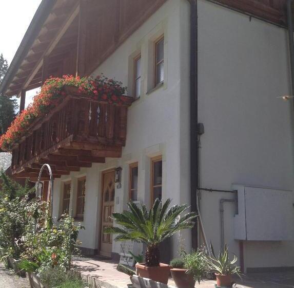 ペンション Garni Pineta