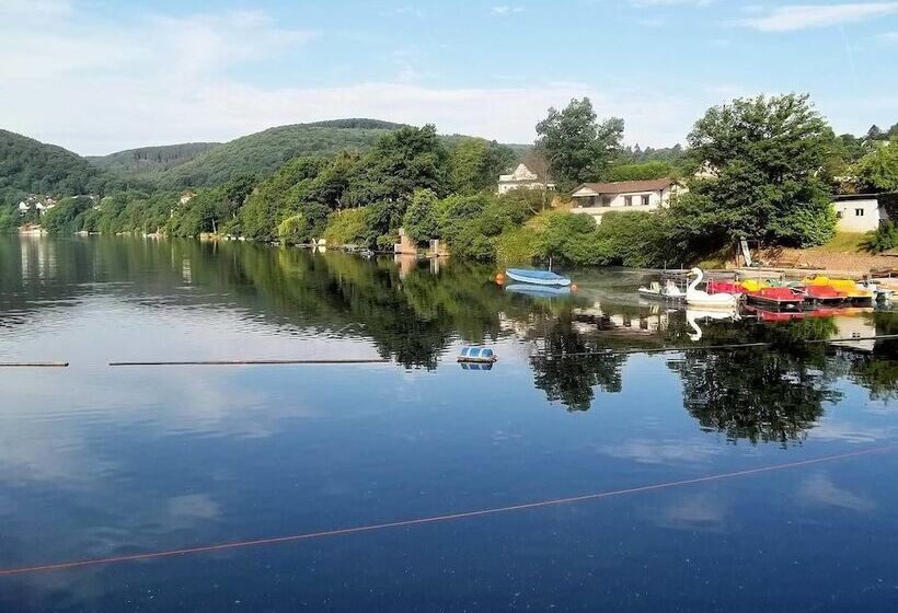 Пансион Gästehaus Burg Molbach