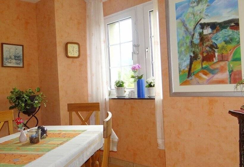 Пансион Gästehaus Burg Molbach