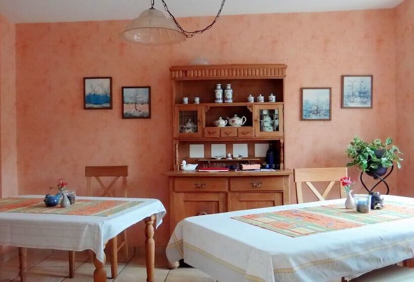 Пансион Gästehaus Burg Molbach