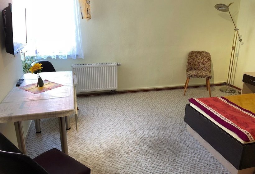 Pansiyon Haus Vorm Wald