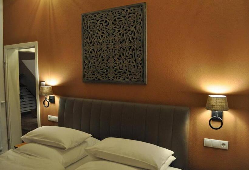 פנסיון Hofgarten Rosa