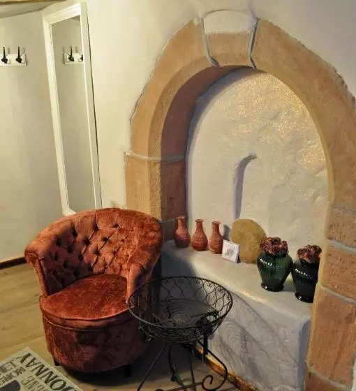 Majatalo Hofgarten Rosa