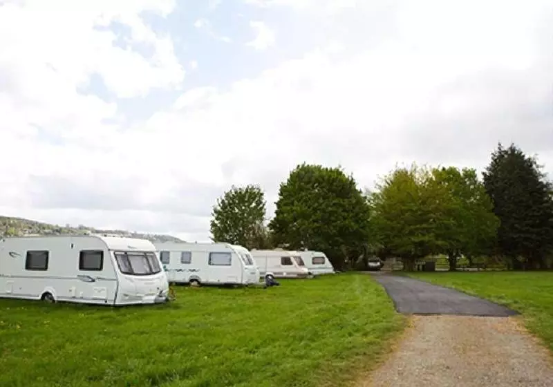 Hostal Square & Compass