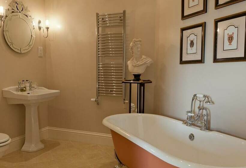 West Longridge Manor B&b