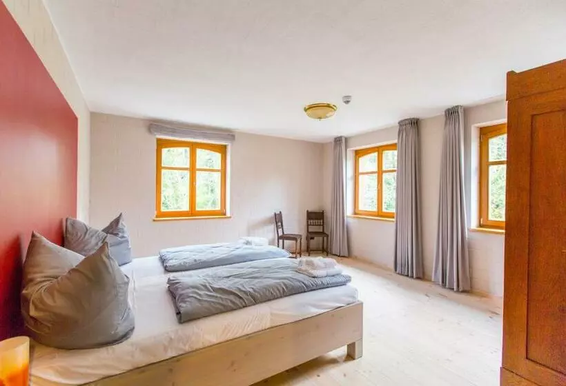 ユースホステル Alte Brennerei