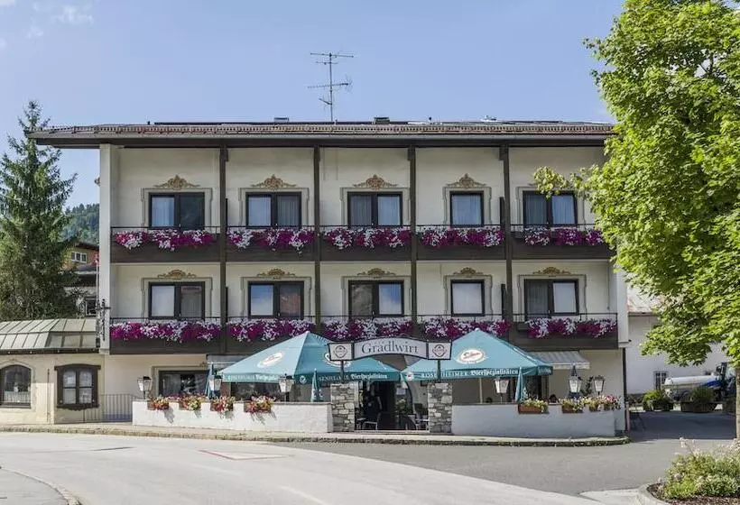 Retkeilymaja Restaurant Gradlwirt