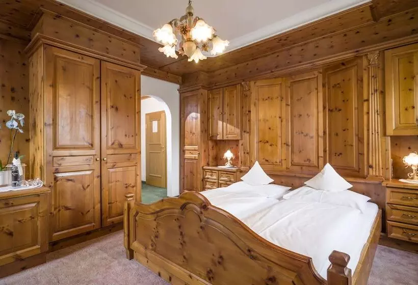 Retkeilymaja Restaurant Gradlwirt