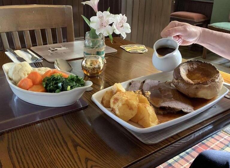 הוסטל The Fleece Inn