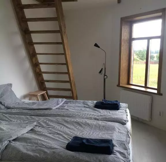 Aamiaismajoitus (B&B) Flyingehus Gårdshotell