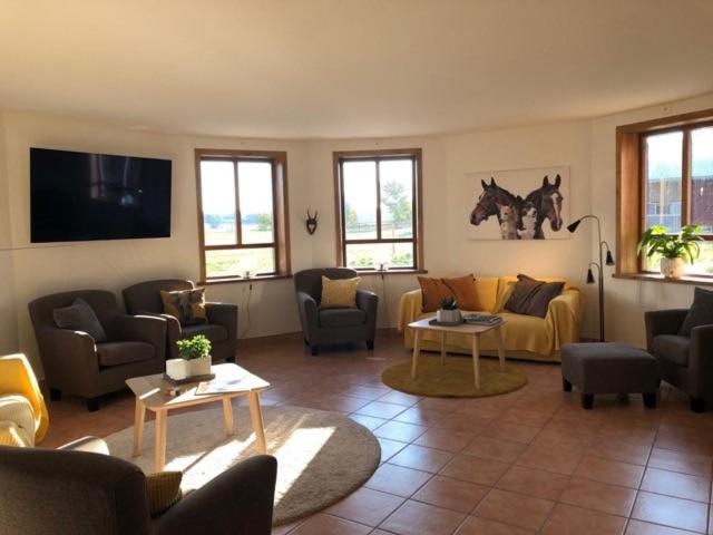 Bed and Breakfast Flyingehus Gårdshotell