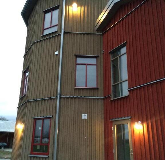 Bed and Breakfast Flyingehus Gårdshotell