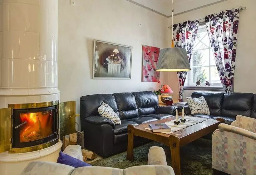 Aamiaismajoitus (B&B) Kullagården