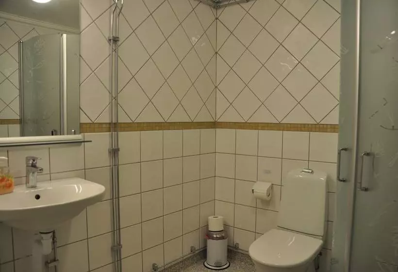 Aamiaismajoitus (B&B) Kullagården