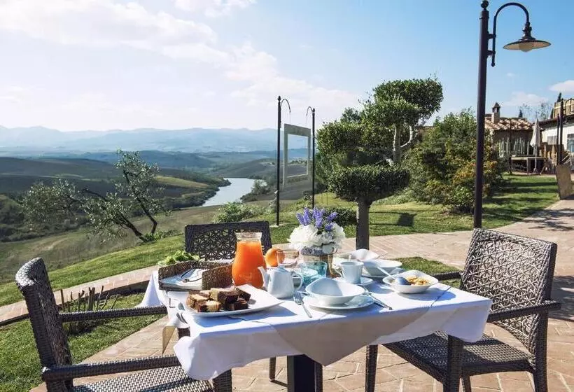 ホテル Agriturismo Pompilia