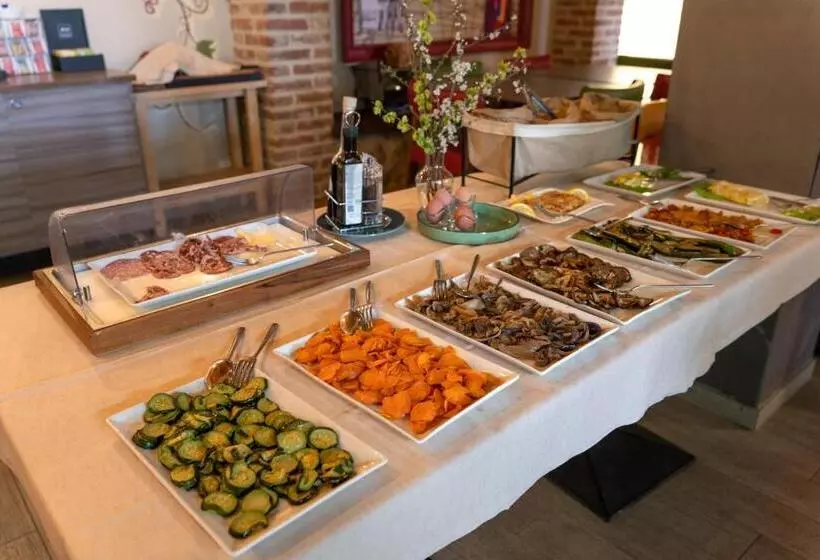 ホテル Agriturismo Pompilia