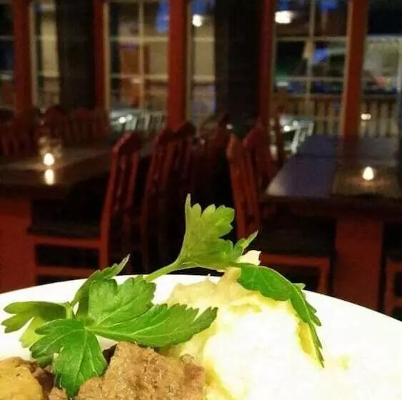 Hotelli Bjursas Skicenter & Camping