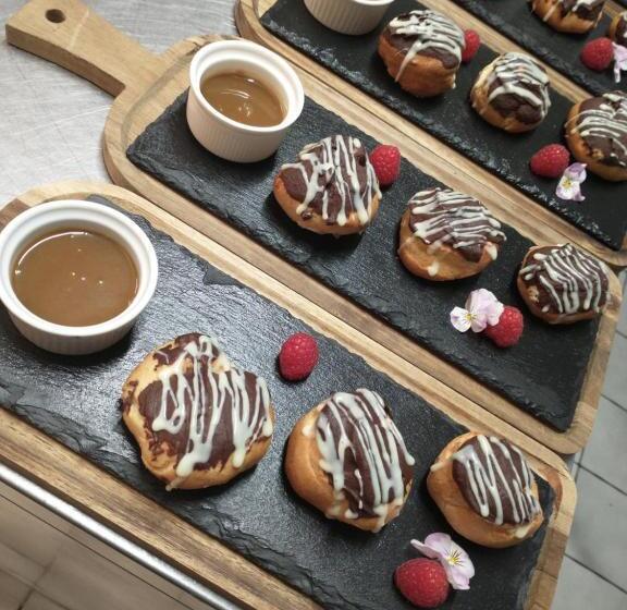 ホテル Llanina Arms