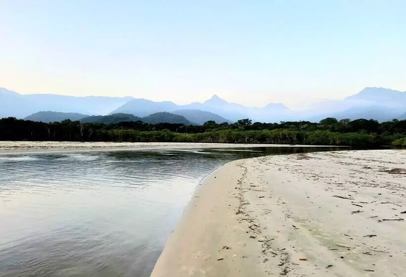 Hotelli Pousada Azul Da Joana