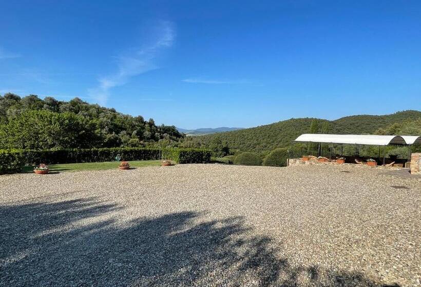 Отель Tenuta Montemassi Podere Montauzzo
