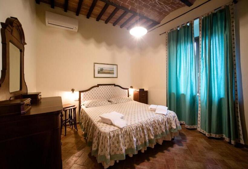 Отель Tenuta Montemassi Podere Montauzzo