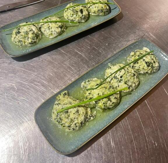 בית מלון כפרי Vallarom