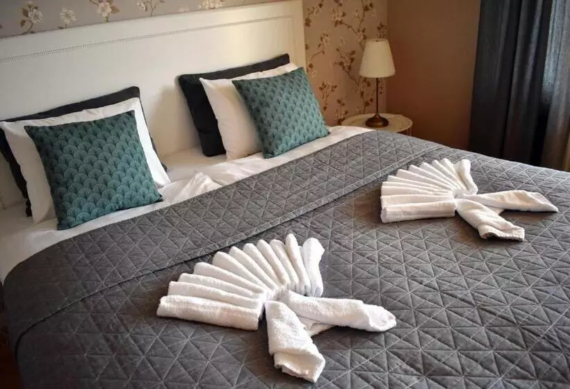 Håveruds Hotell Och Konferens