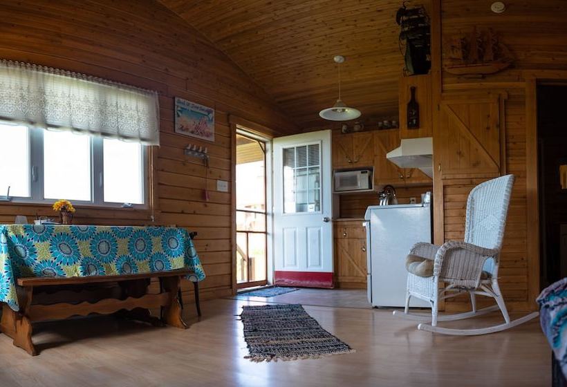 Patty's Beach Chalets