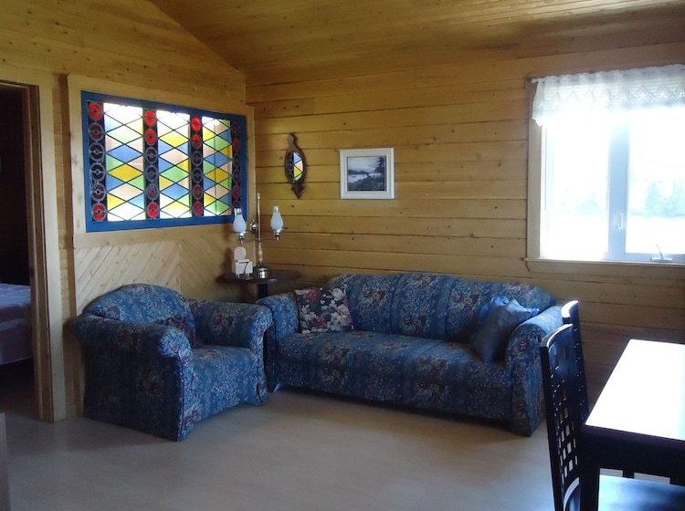 Patty's Beach Chalets