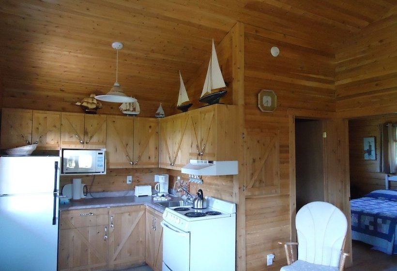 Patty's Beach Chalets