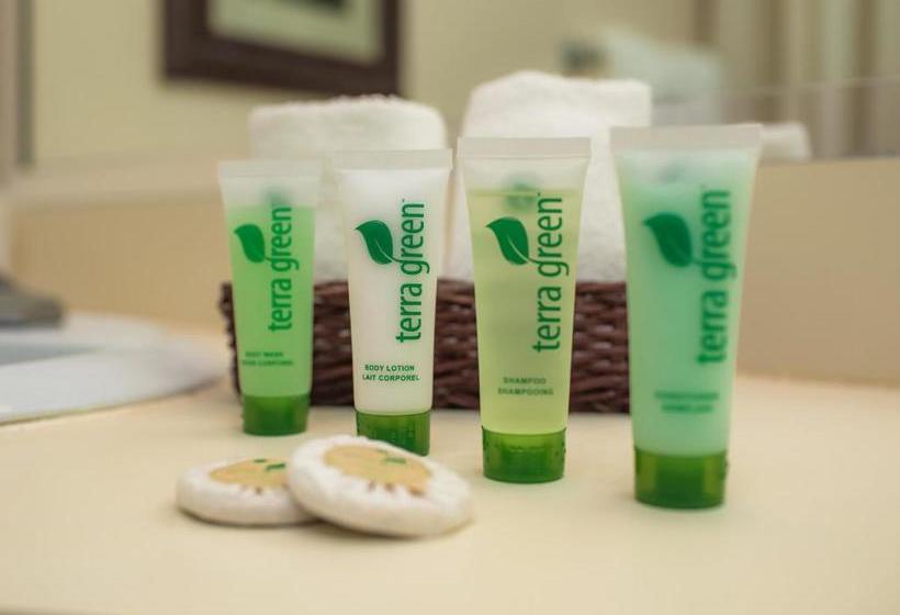 Общежитие Port Labelle Inn