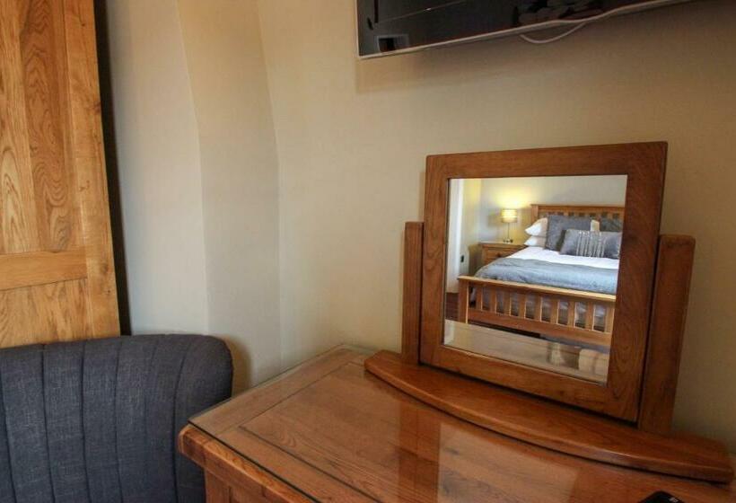 הוסטל The Badger Inn