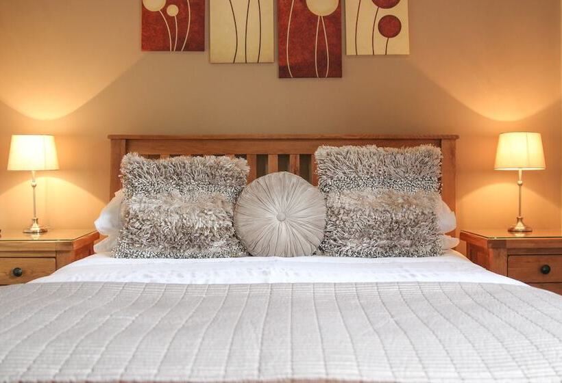 הוסטל The Badger Inn