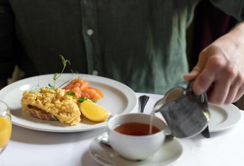 הוסטל The Griffin Inn