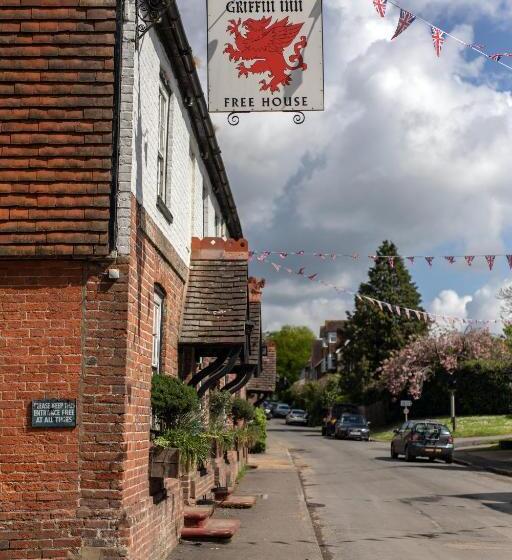 הוסטל The Griffin Inn