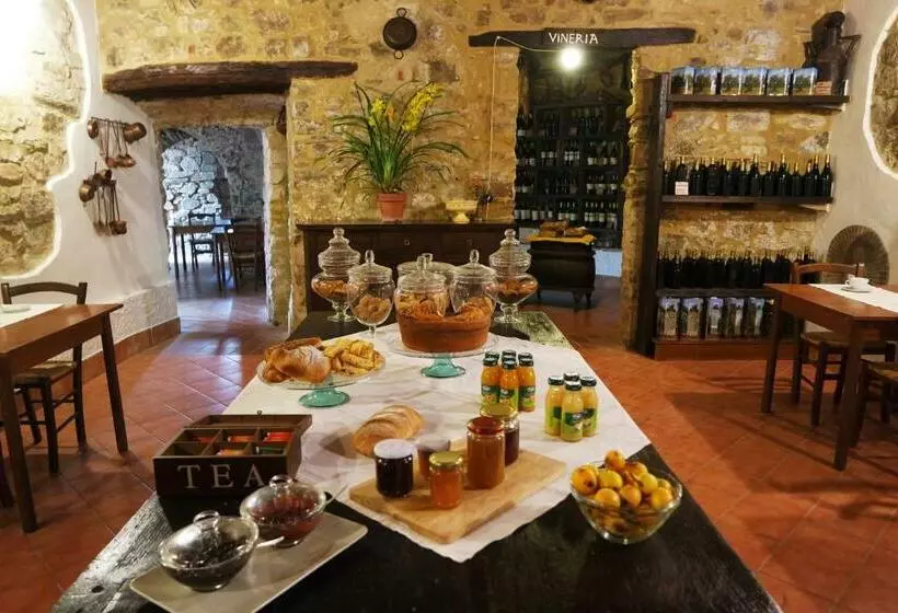 Aamiaismajoitus (B&B) Antico Convento