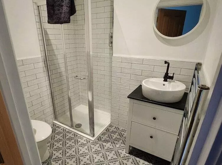 Bed and Breakfast East Dart Inn