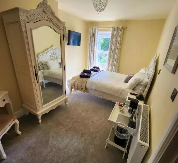 Bed and Breakfast East Dart Inn