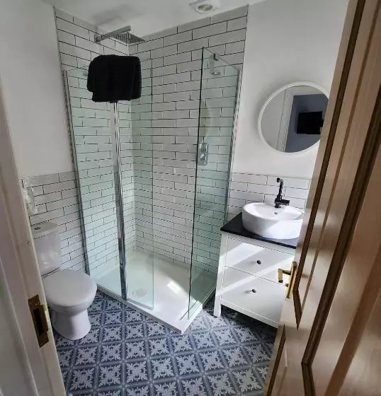 Bed and Breakfast East Dart Inn