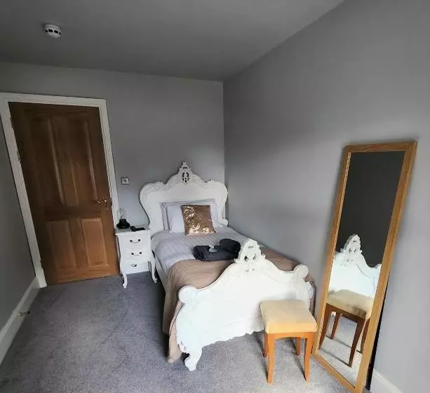 Bed and Breakfast East Dart Inn