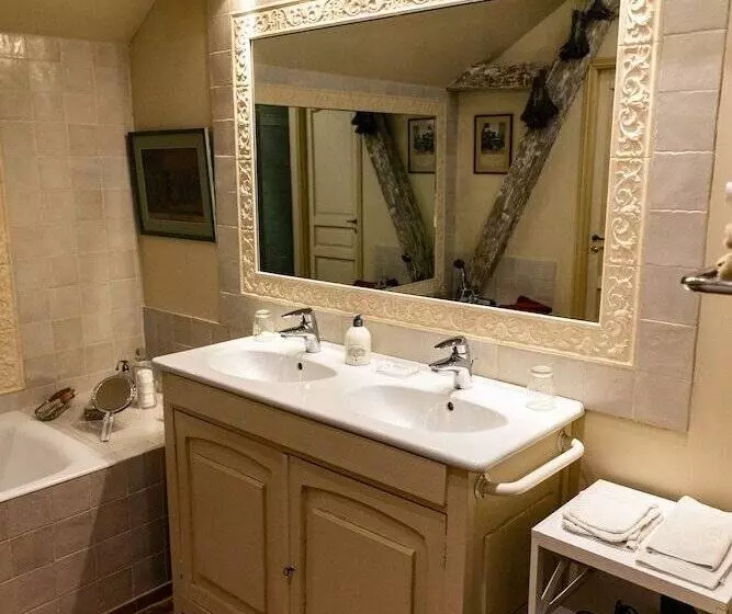 Aamiaismajoitus (B&B) Manoir Du Bois Noblet